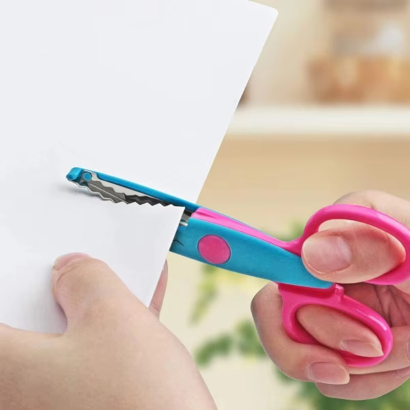 Nożyczki dekoracyjne z falisty – Art And Craft Zig Zag Scissors recenzja i cena